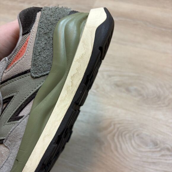 New Balance 57/40 Sneaker Women's 9.5 Color Taupe - Picture 4 of 7
